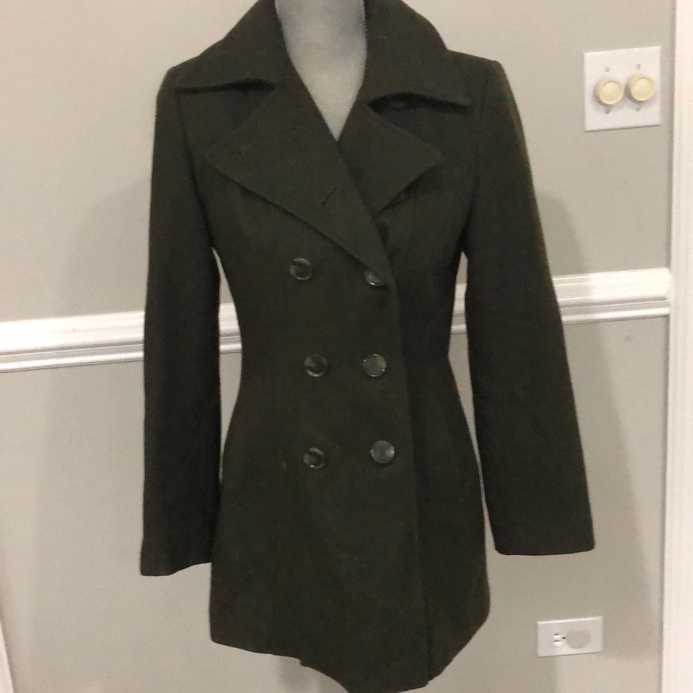 Gorgeous olive Green Pea Coat
